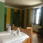 Egervari Varkastely Pensjonat Egervár