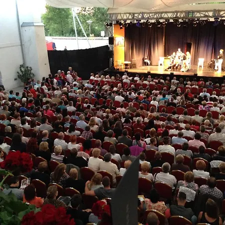 Egervári Várkastély Vendégház