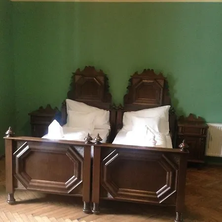 Egervari Varkastely Guest house *
