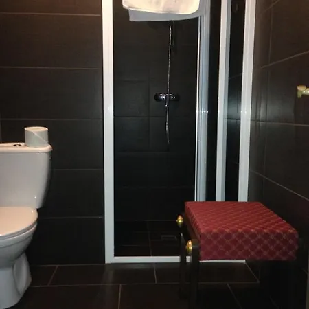 Egervari Varkastely Guest house *