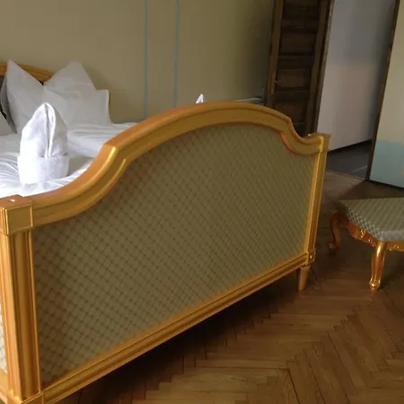 Guest house Egervari Varkastely *